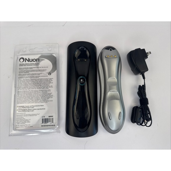 Logitech Harmony 890 Advanced Universal Remote Controls w/ Dock & New Batteries - Picture 2 of 4